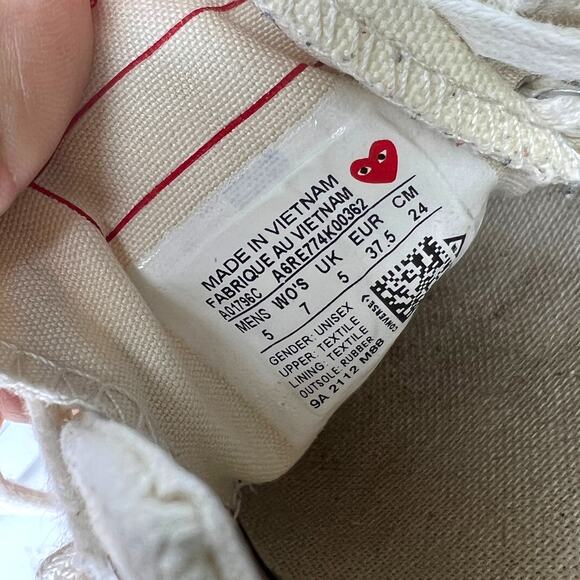 Comme des Garçons PLAY x Converse 7 Womens Red Sole Chuck 70 Low Sneaker - Picture 8 of 11